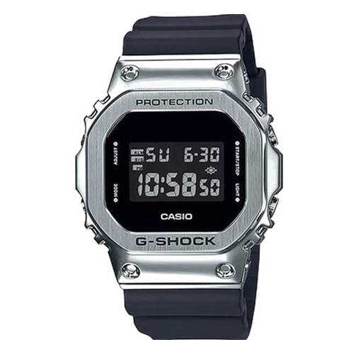 Часы Casio GM-5600-1E в Спортмастер